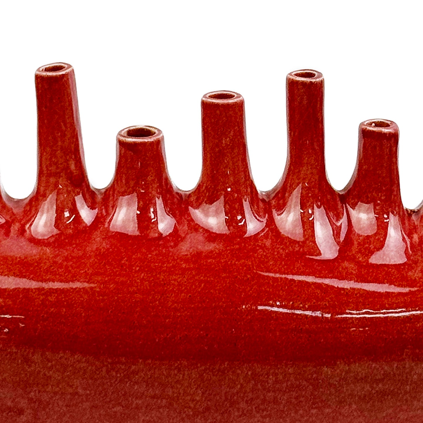 CEDC326 RED CANDLE HOLDERS