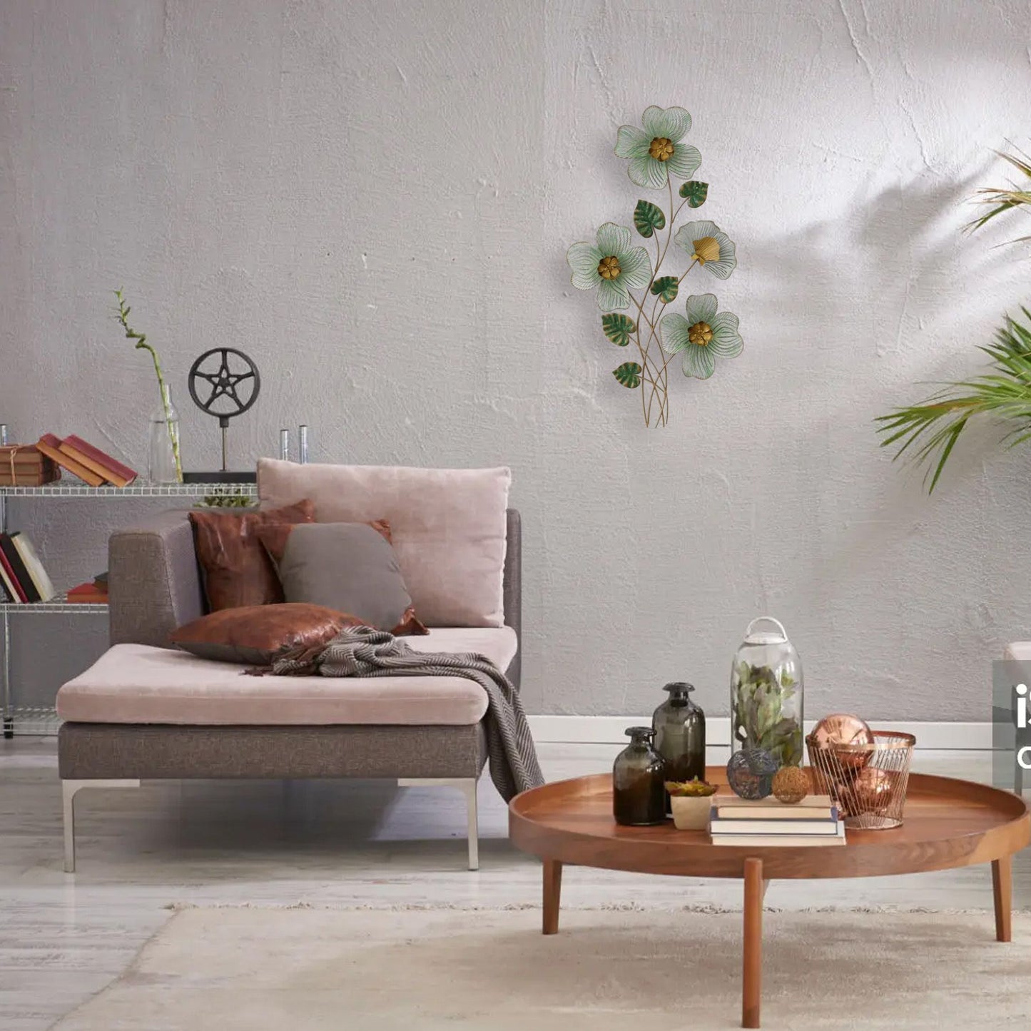 MDC481 LIGHT GREEN METAL WALL DECOR