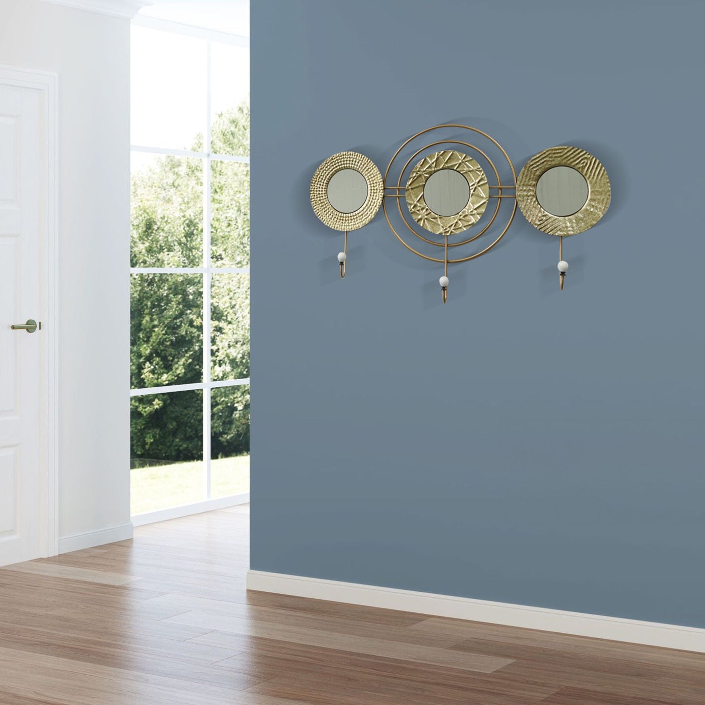 MDC489 GOLD METAL WALL DECOR