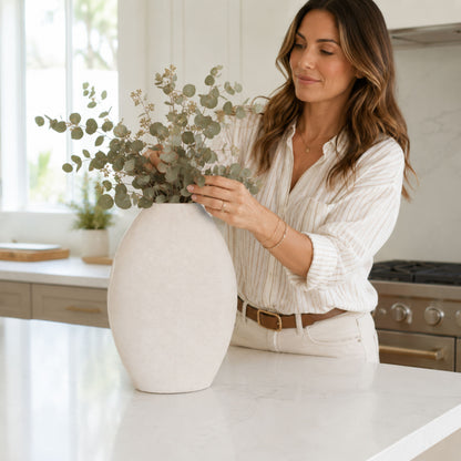 PLR206 BEIGE POLYRESIN VASES