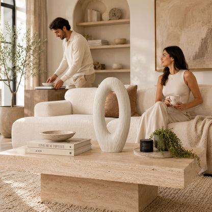 PLR215 WHITE POLYRESIN VASES
