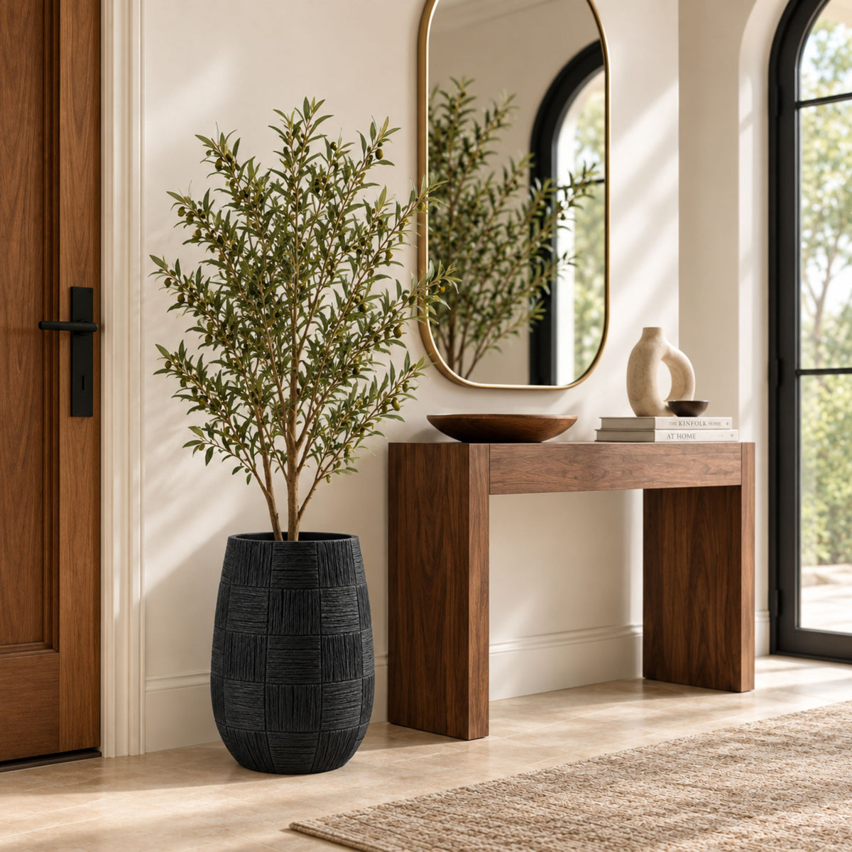 PLR211 BLACK POLYRESIN VASES