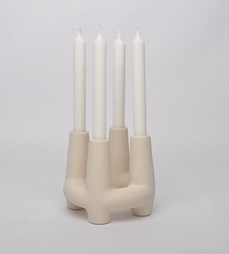 CECA275 WHITE CANDLE HOLDERS
