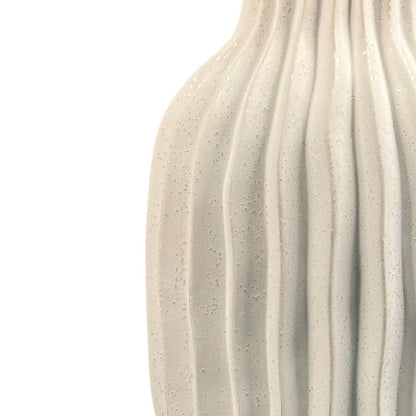 CESE340 WHITE VASES