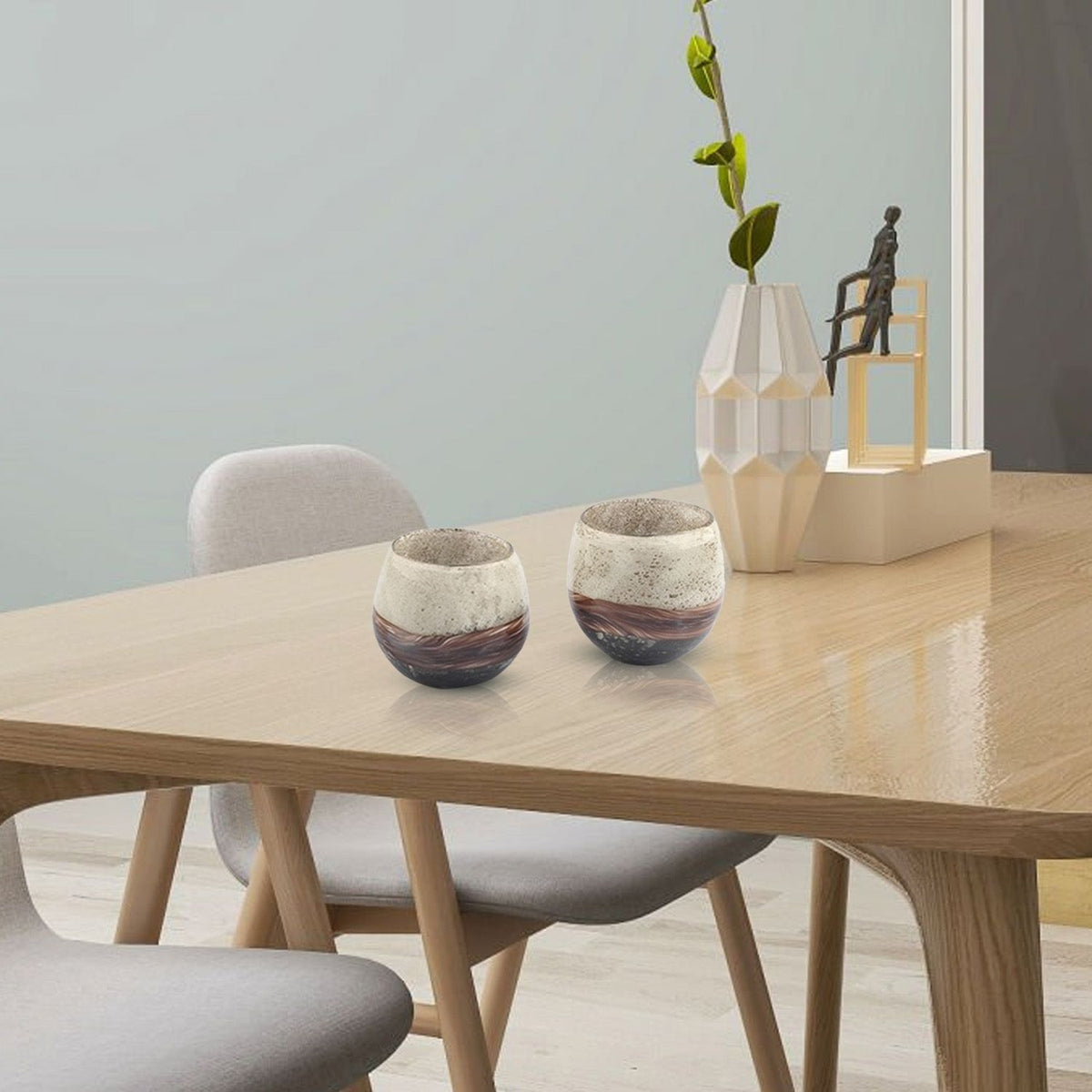 GD394 LIGHT BROWN GLASS VASES