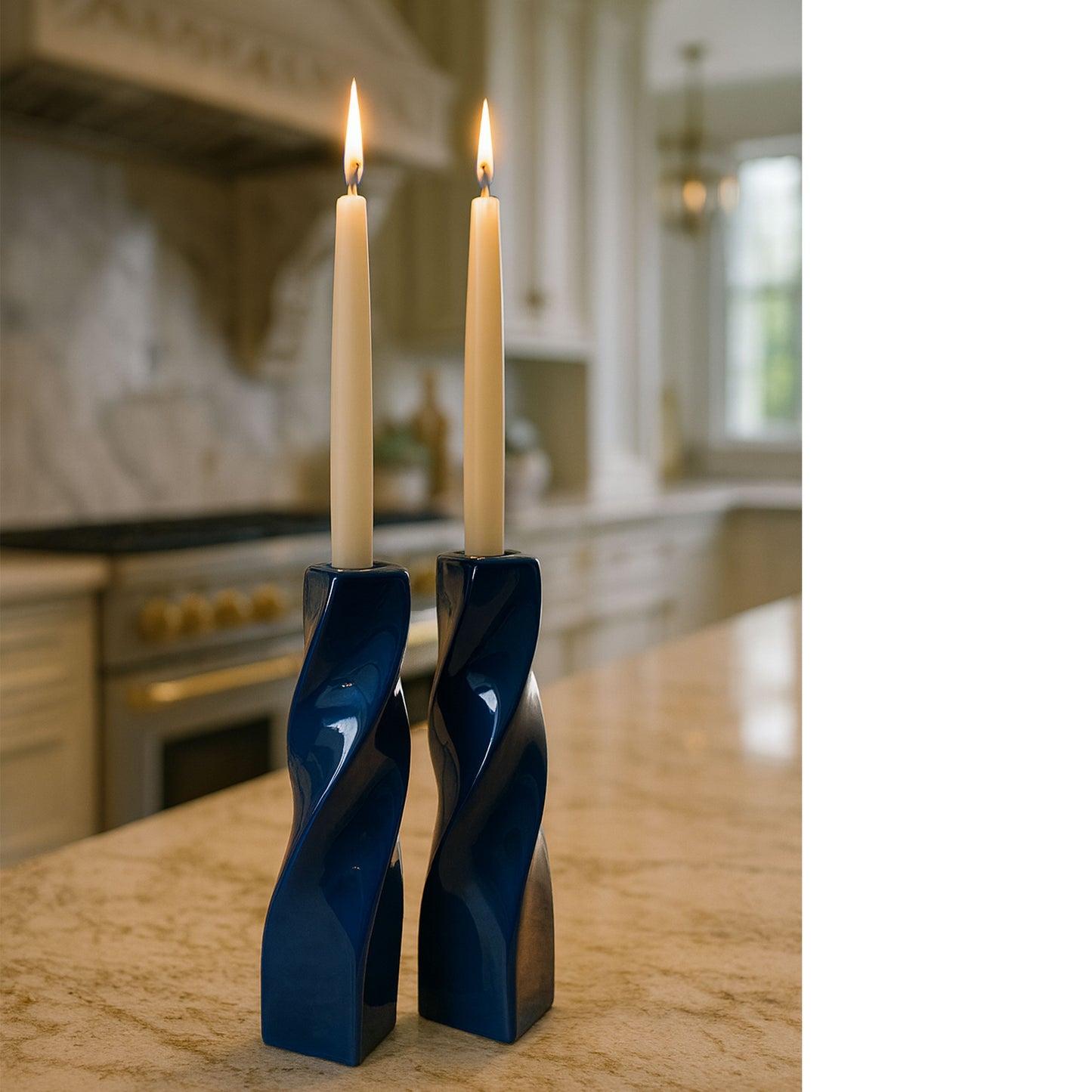 CECA371 BLUE CANDLE HOLDERS