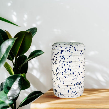 CAVA296 WHITE BLUESPOT VASES