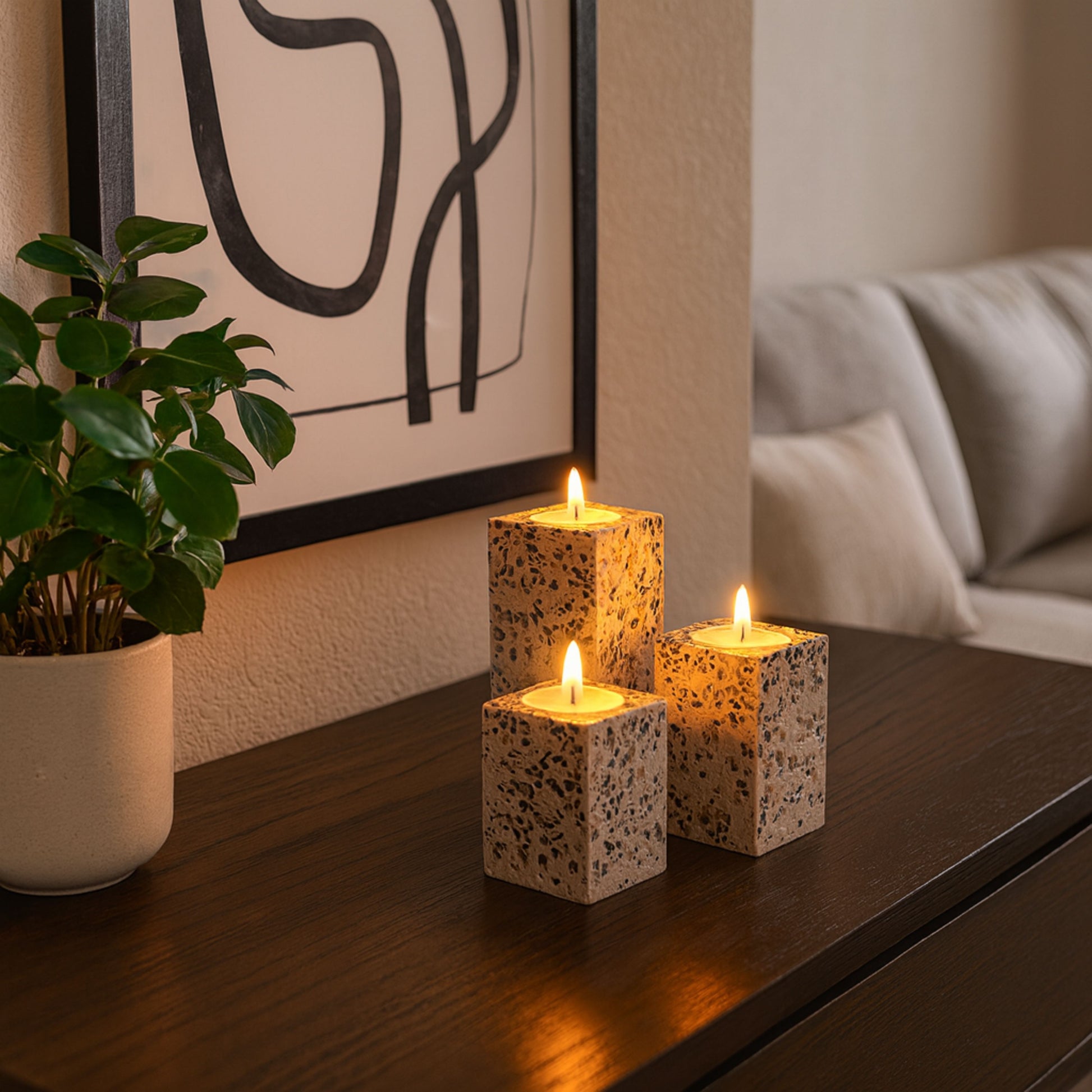 CECA306 PINK GRY SPOTS CANDLE HOLDERS