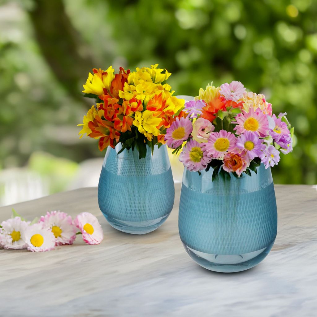 GV498 BLUE VASES