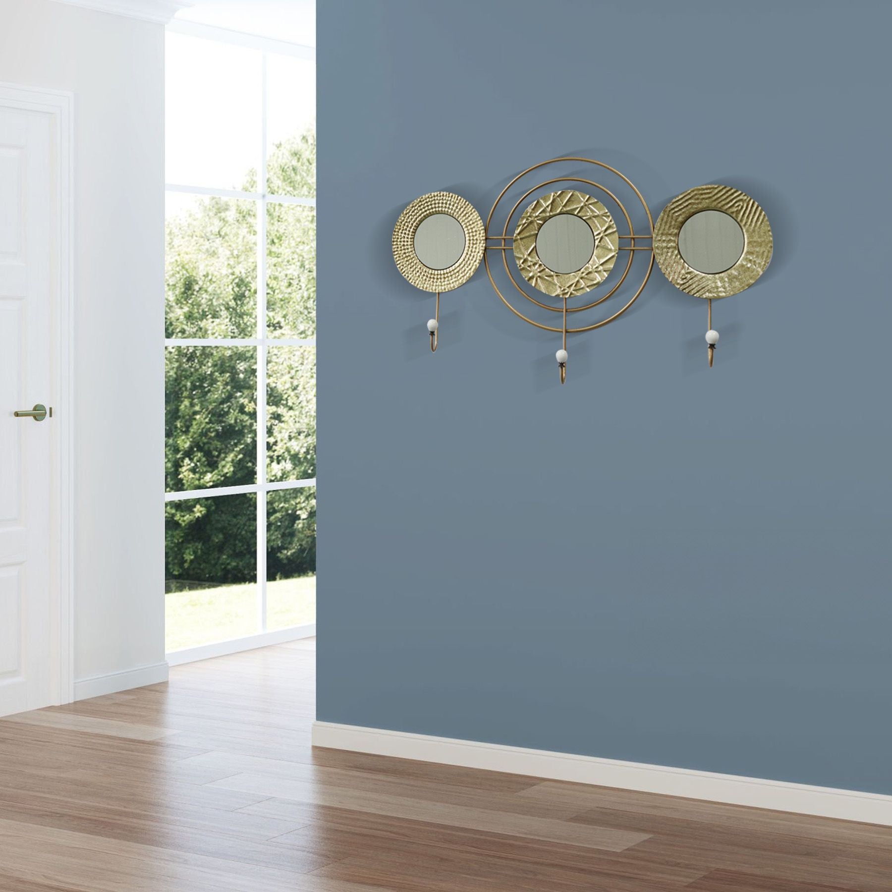 MDC489 GOLD METAL WALL DECOR