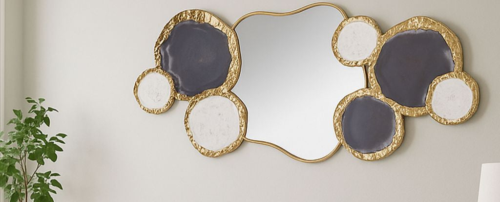 MDC496 GOLD METAL WALL DECOR