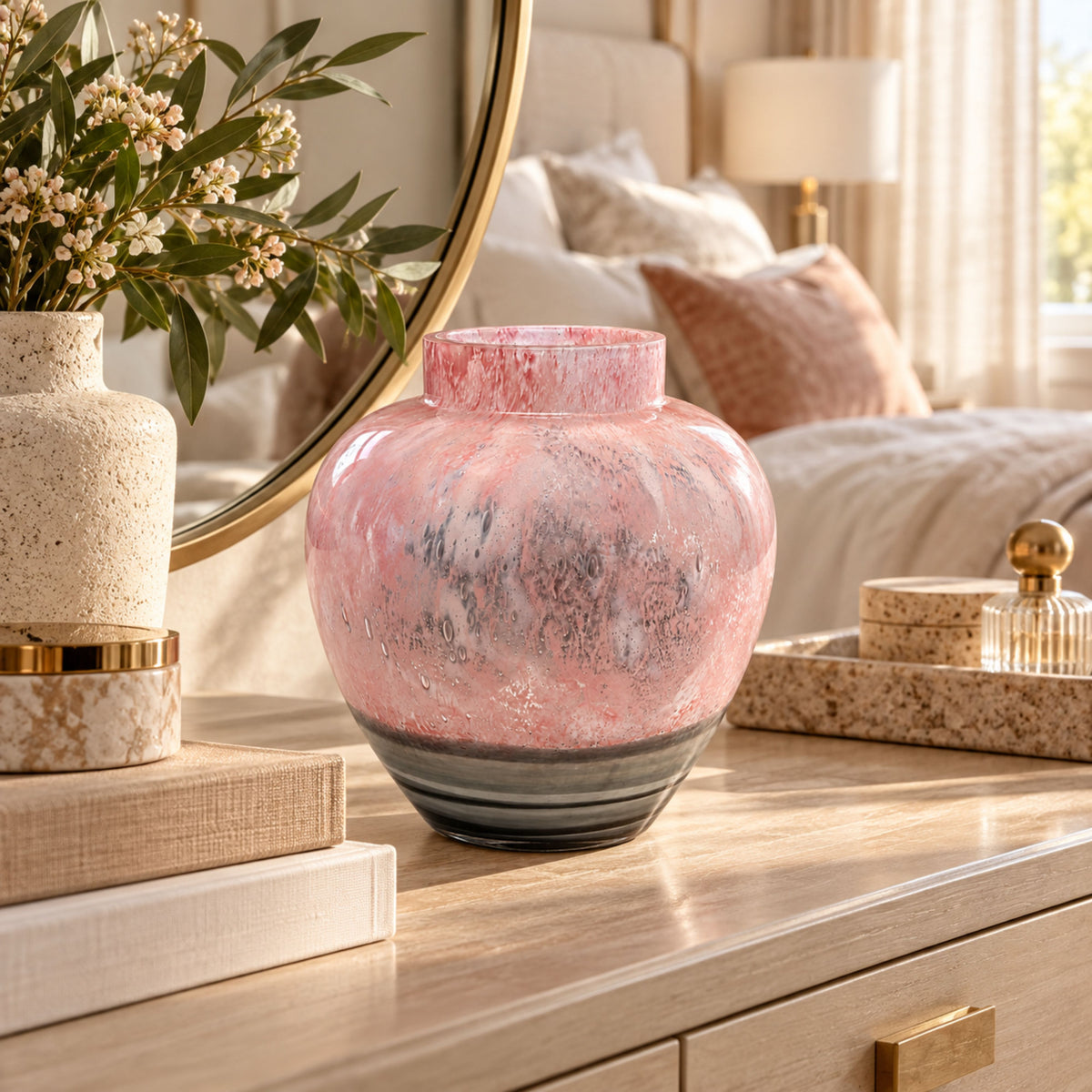 GV552 PINK GREY SML GLASS VASES