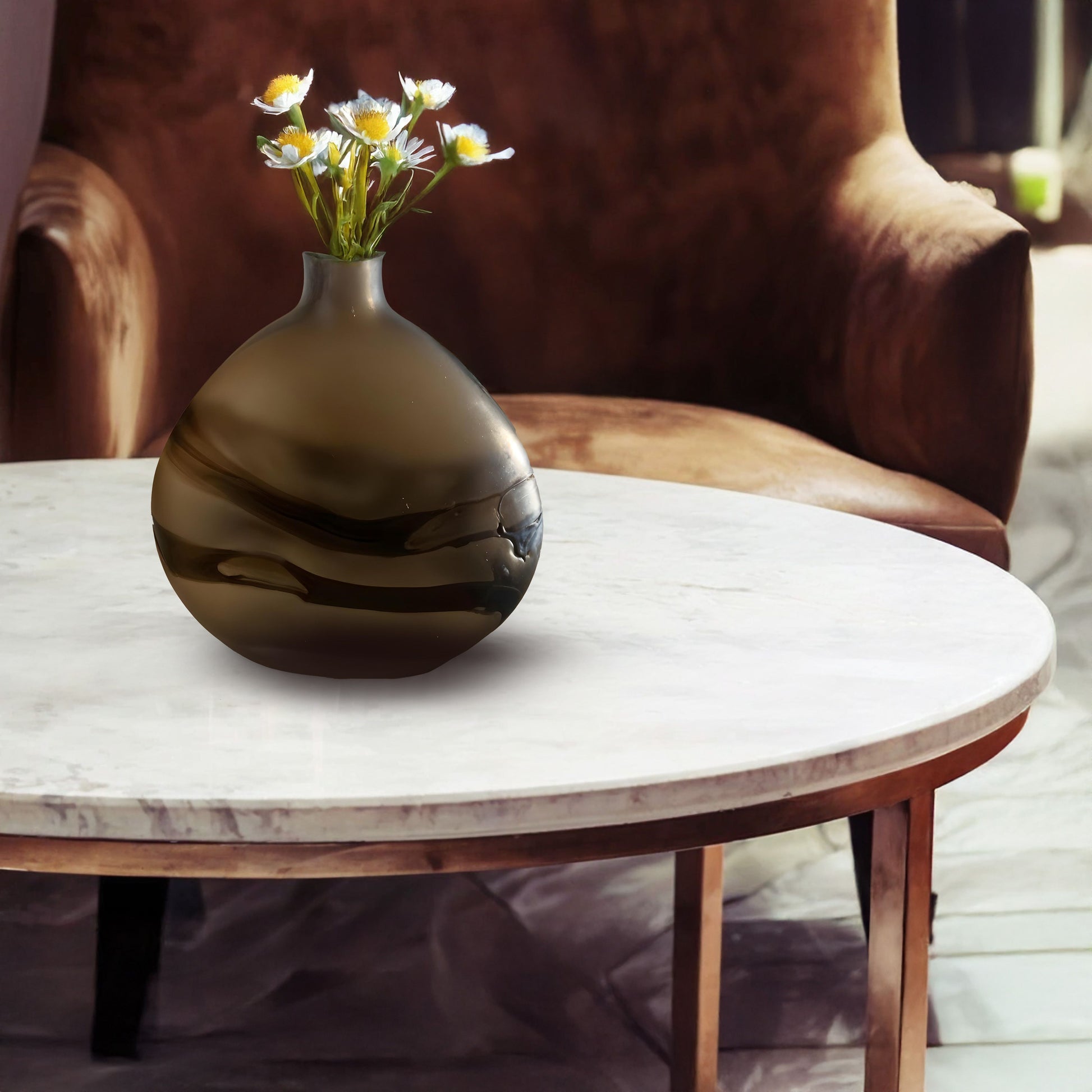 GV519 BROWN GLASS VASES