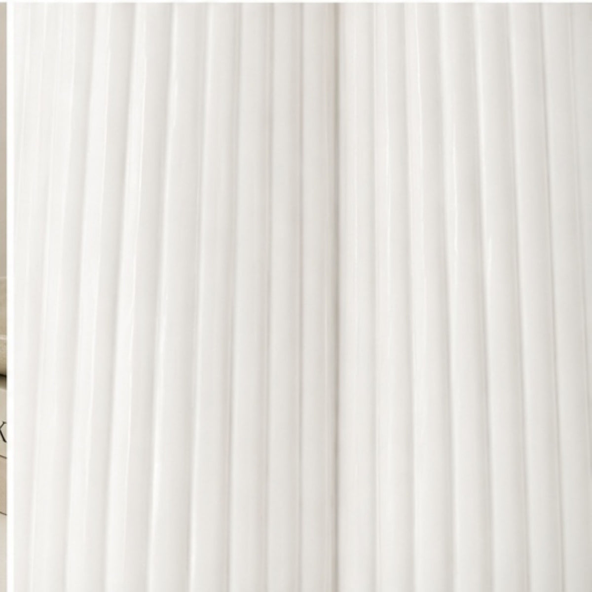 GV614 MATTE WHITE GLASS VASES