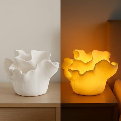 L580 WHITE GIFTS TABLE LAMPS