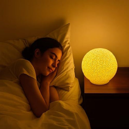 L582 WHITE GIFTS TABLE LAMPS