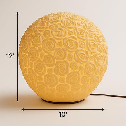 L582 WHITE GIFTS TABLE LAMPS