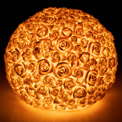 L582 WHITE GIFTS TABLE LAMPS