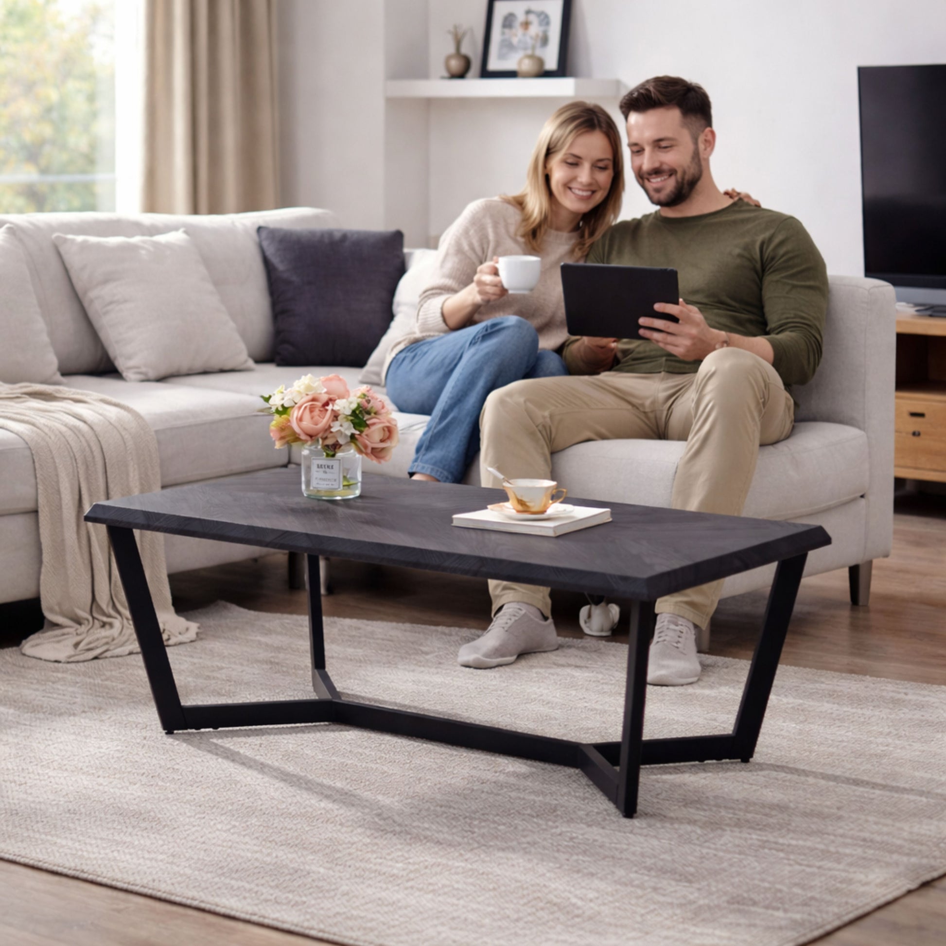 TB626 BONE-BLACK NESTING TABLE