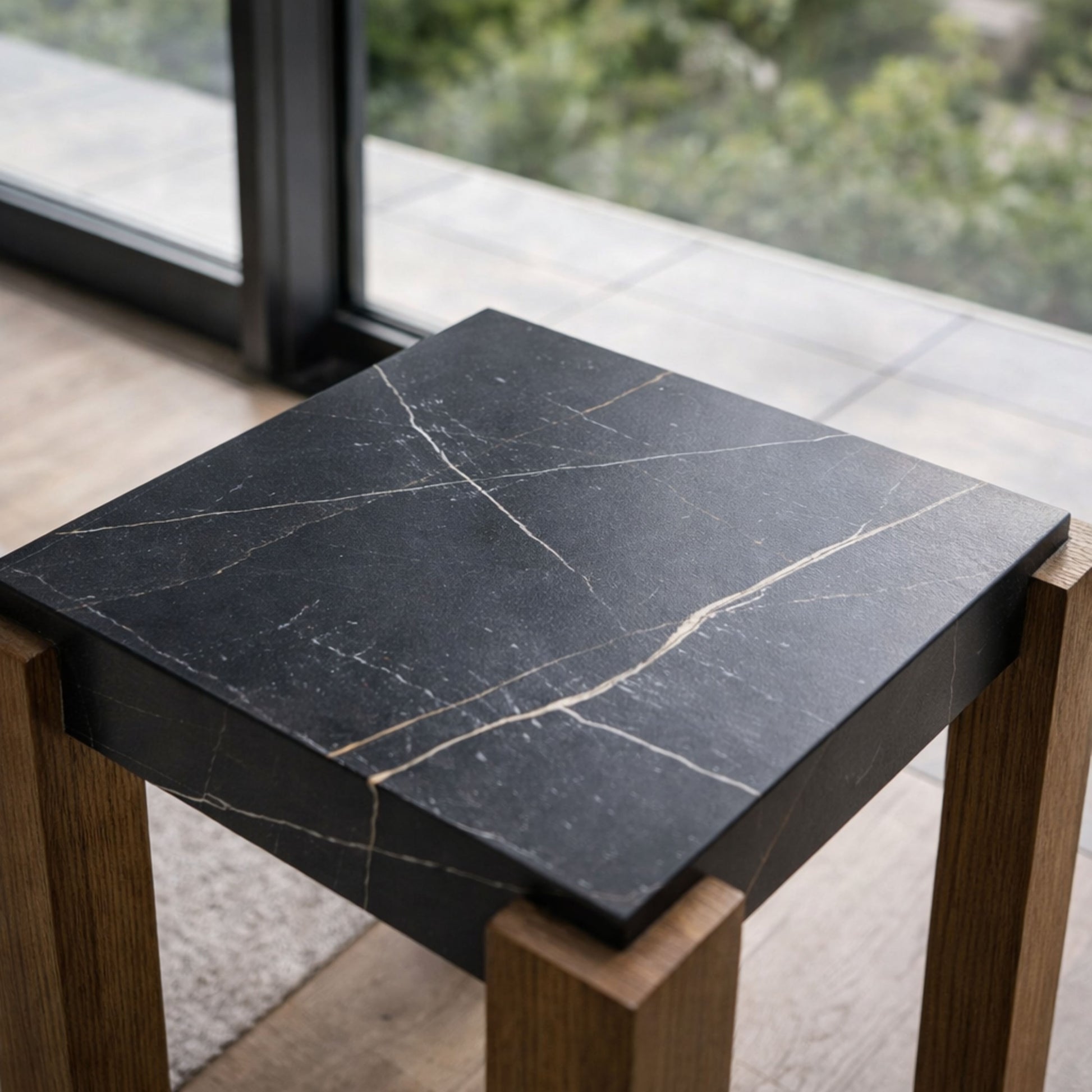 TB628 BLACK-BROWN END TABLE NESTING