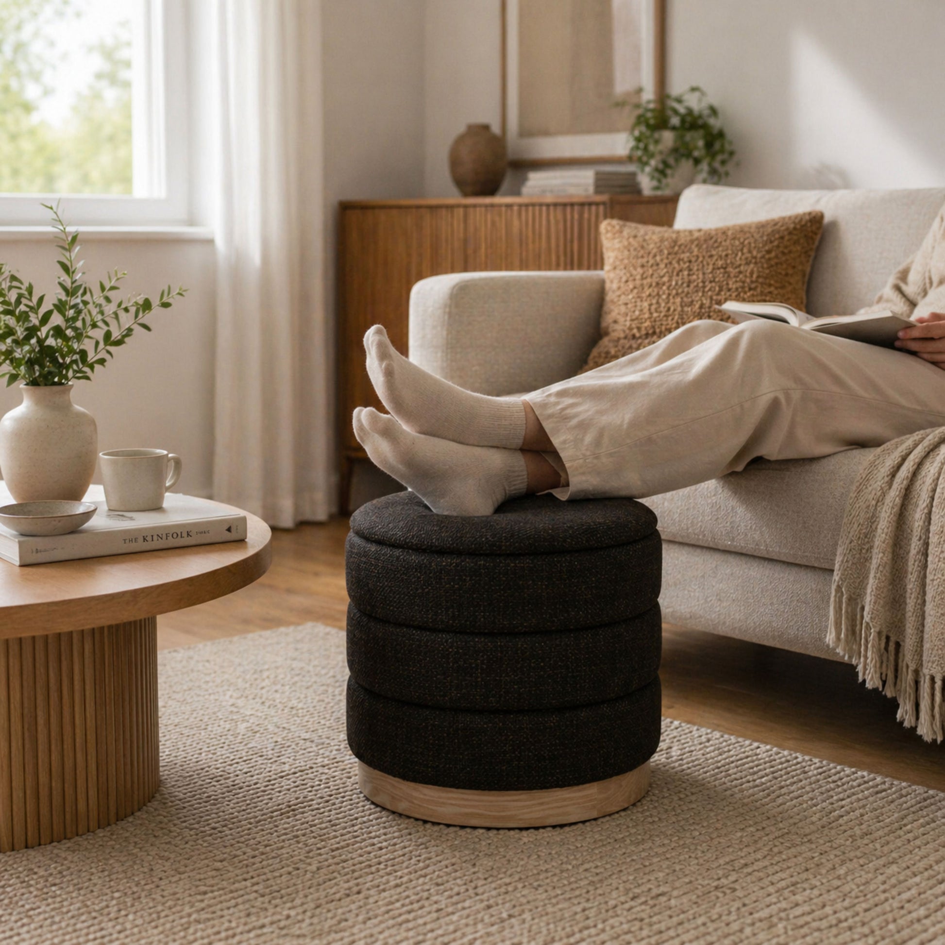 OT622 CHOCOLATE OTTOMAN